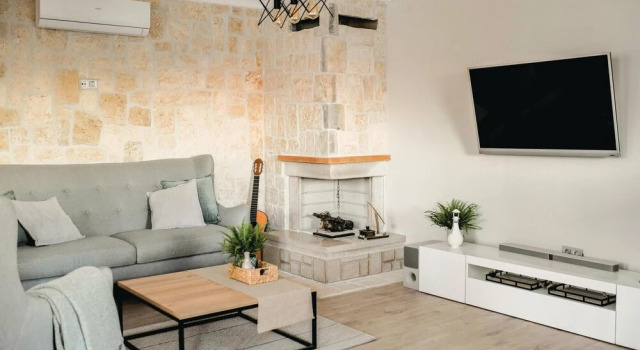 Nice Home in Vinjerac With Sauna, Wifi and Outdoor Swimming Pool, Book Hotel Vinjerac Zadar County
