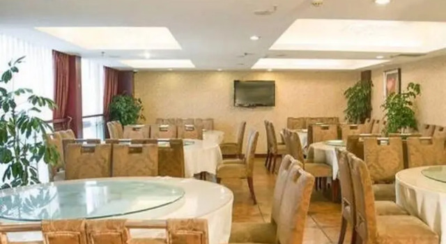 Jin Hu Jing Pin Jiu Dian Huan Le Gu Dian, Buchen Sie Hotel Chengdu Sichuan, in der Nähe von Chengdu Myrules World