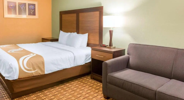Standard Zimmer Quality Inn