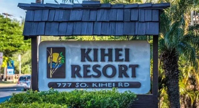 Kihei Resort 128 1 Bedroom Condo by RedAwning