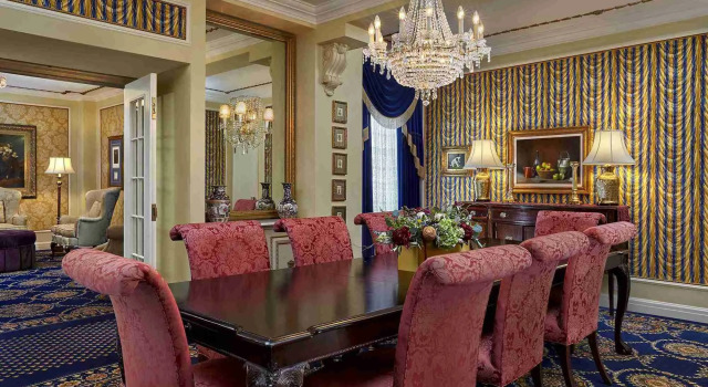 Radisson Plaza Hotel Saskatchewan, Book Hotel Regina Saskatchewan