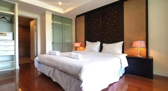 Апартаменты Spacious apartment with Ocean view in Panwa