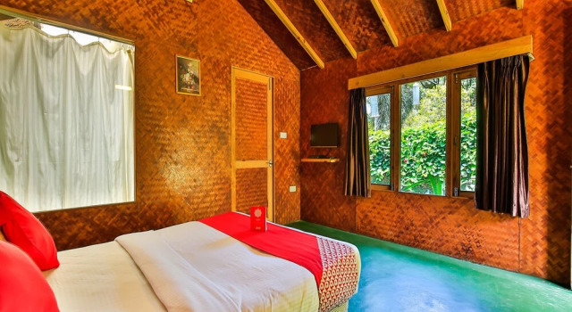 OYO 14372 Varty's Hillside Huts, Prenota Hotel Nerul 