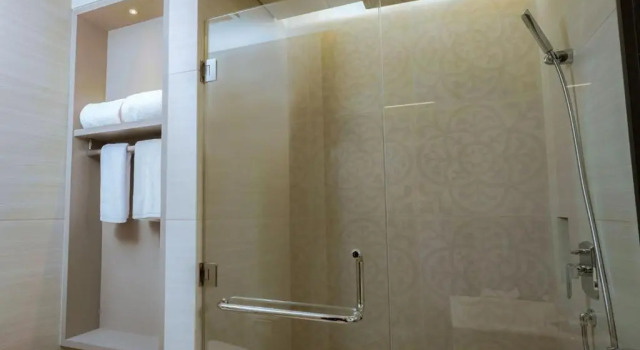 Deluxe double chambre Whiz Luxe Hotel Spazio Surabaya
