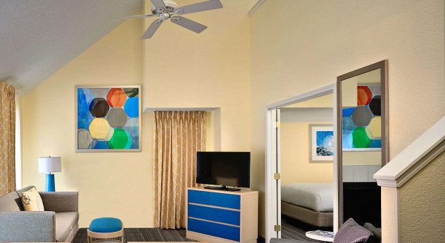 Шестиместный люкс с 2 комнатами Sonesta ES Suites St. Louis - Chesterfield