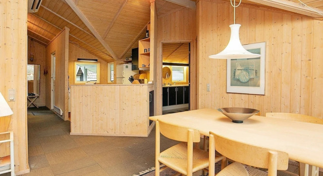 Modern Holiday Home With Roofed Terrace in Falster, Prenota Hotel Hotel 3 stelle a Falster, 3*