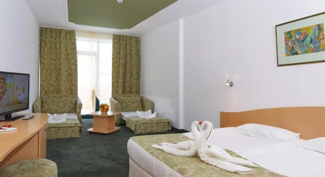 Семейный номер Standard с балконом Mena Palace Hotel - Все включено