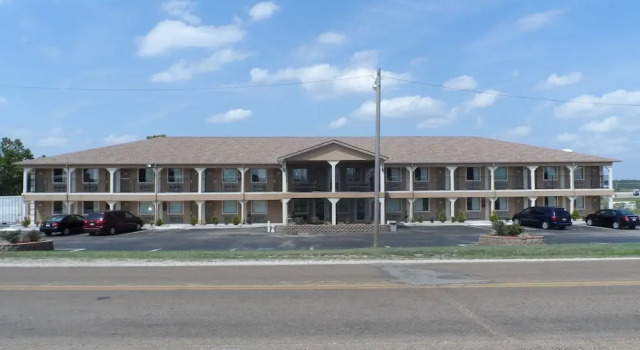 Motel 6-Saint Robert, MO, Boek Motel Hotels in Missouri met zwembad, Zwembad