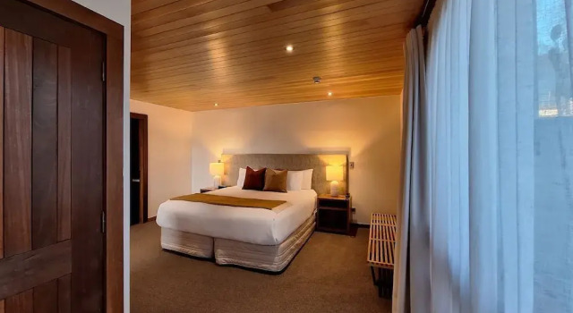 Номер Deluxe c 1 комнатой с балконом и с видом на озеро Cabot Lodge