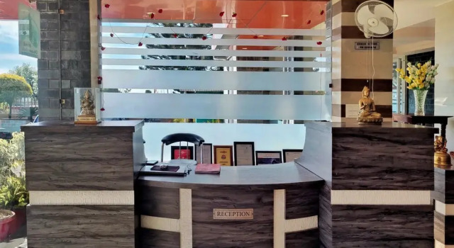 Hotel Dharamshala Ayush Health Paradise, Забронировать Отель Отели штата Химачал-Прадеш 3 звезды, 3*