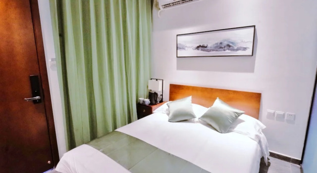 Beijing 161 Beihai Courtyard Hotel