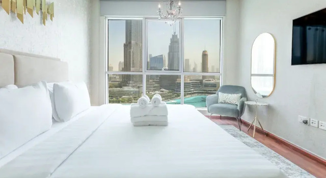 Elite LUX Holiday Homes - Breathtaking Burj Khalifa Views 2 BHK in Downtown Dubai, Забронировать Апартаменты/квартира Даунтаун Дубай , рядом с Дубайский аквариум