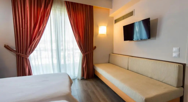 Трёхместный номер Agrinio Imperial Hotel