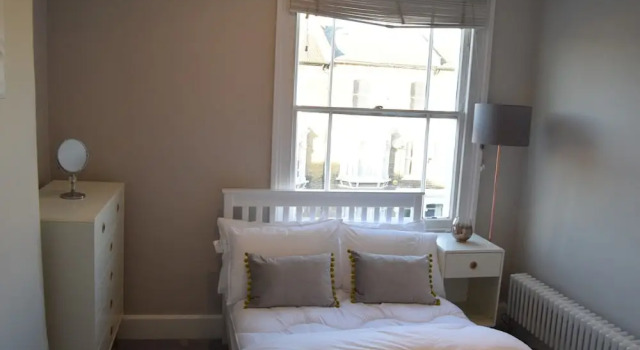 2 Bedroom Brixton Flat Near Train Station, Varaa Huoneisto Asunnot kohteessa Merseyside, Huoneisto