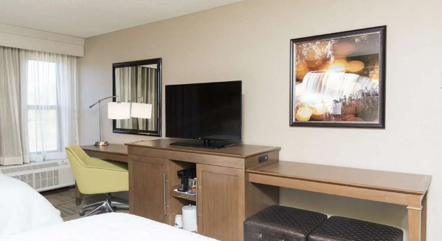 Четырёхместный номер Standard Hampton Inn Mount Pleasant