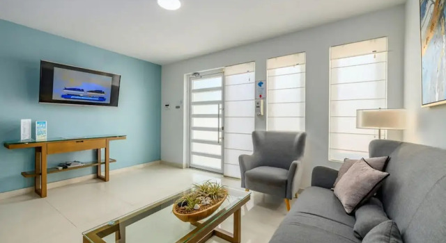 Koyari Modern Condos 1, Varaa Hotelli Noord Aruba