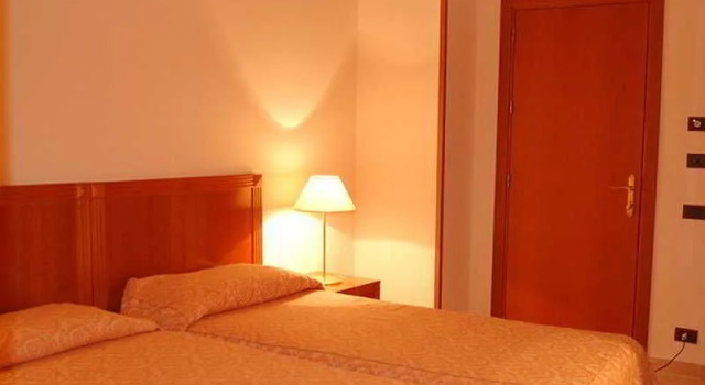 Classhotel Napoli, Book Hotel Hoteller i Marigliano med pool, Swimmingpool