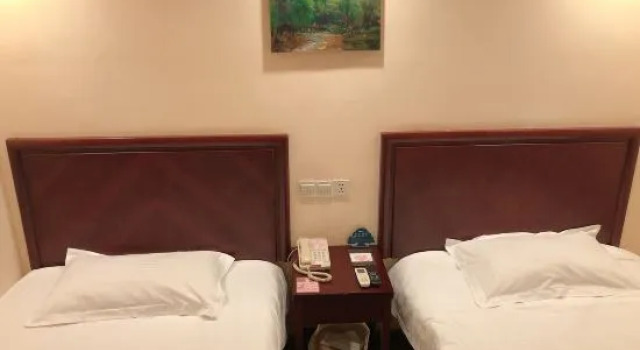 Номер Standard GreenTree Inn Shanghai Pudong Airport Heqing Huanqing Middle Road Express Hotel