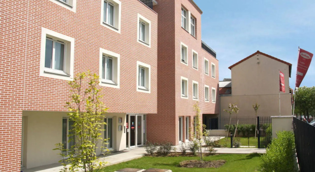 Séjours & Affaires Paris Bagneux