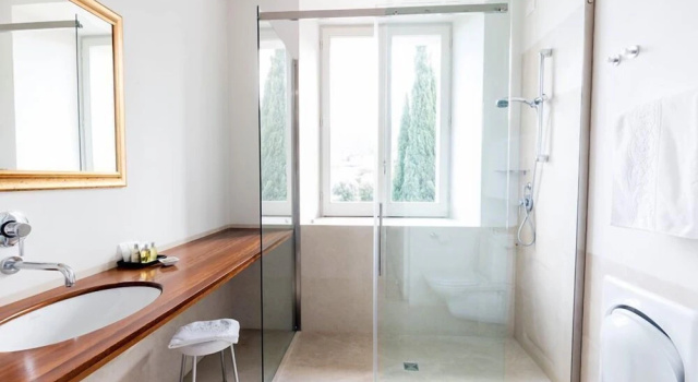 Run Of House Villa Paola