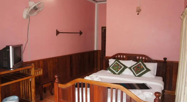 Двухместный номер Standard с балконом и с видом на реку Domon Guesthouse