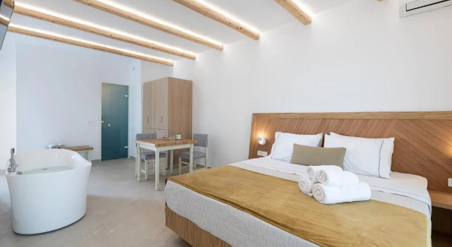 Двухместный номер Superior с видом на город Vergina Beach Resort