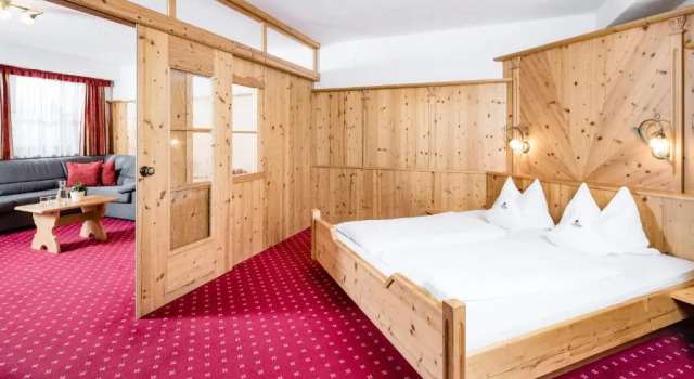 Люкс Hotel Schneeberg FAMILY SPA RESORT