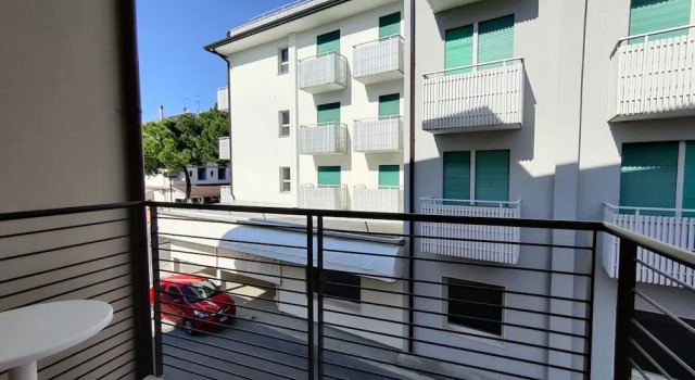 Апартаменты Homely Flat Close to the Beach