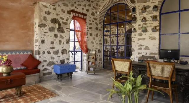 Maya Luxury The Quila Udaipur, Забронировать Отель Отели штата Раджастхана 4 звезды, 4*