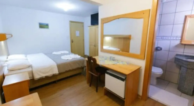 Двухместный номер Standard с балконом Hotel 13 Linden