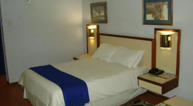 Camera Deluxe Gaborone Hotel