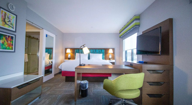 Двухместный люкс Hampton Inn North Attleboro, Ma