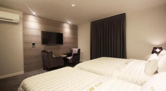 Двухместный номер Deluxe MU Hotel