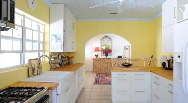 Коттедж Indigo House 4 Bedroom Home