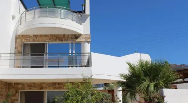 Grapevines Villas 12, Забронировать Отель Отели Макри-Ялос с бассейном, Бассейн