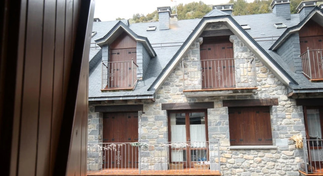 Charming Sallent de Gallego, Book Hotel Sallent de Gállego Formigal