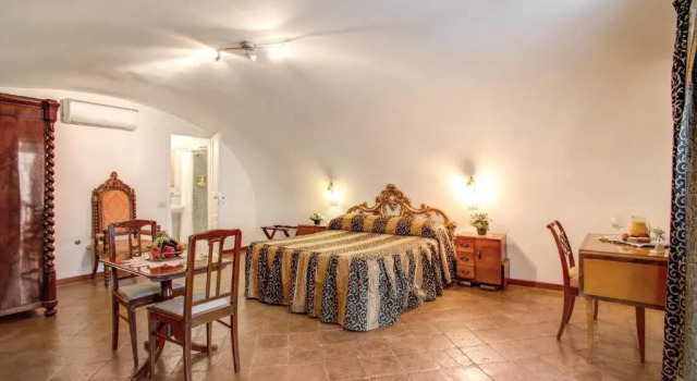 Номер Deluxe Navona Gallery Suites