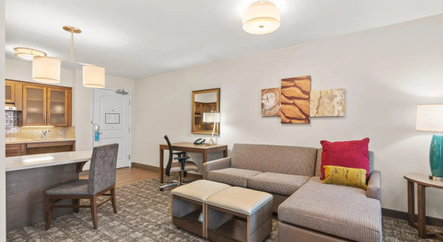 Двухместный люкс Staybridge Suites - Orenco Station by IHG