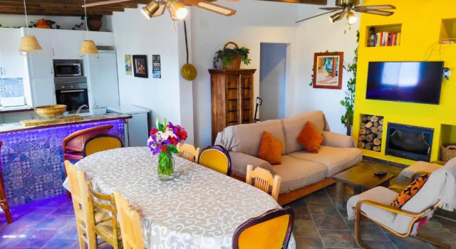 Коттедж Rural home with sea views Casa Rural con vistas al mar