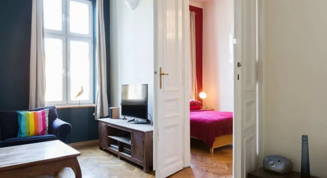 Spacious and Comfortable Flat in Krakow, Забронировать Апартаменты/квартира Апартаменты Кракова, рядом с Церковь Святого Франциска Ассизи, Апартаменты/квартира