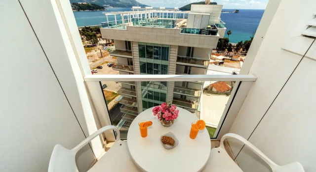 Апартаменты Comfort Luxury Apartments Artiani