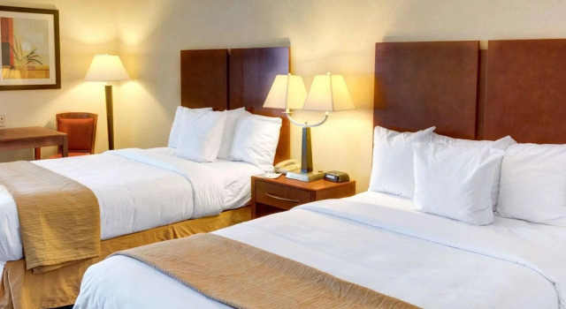 Четырёхместный номер Standard Quality Inn Jessup - Columbia South Near Fort Meade