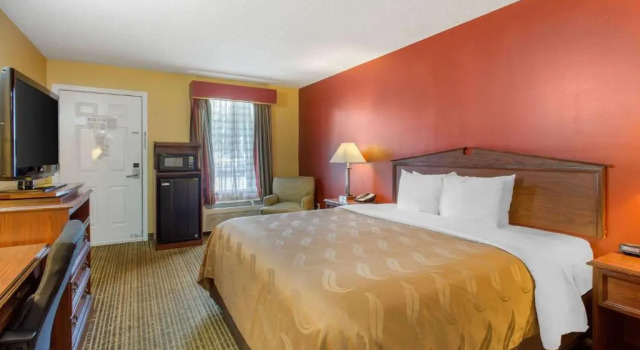 Номер Standard Quality Inn Laurinburg