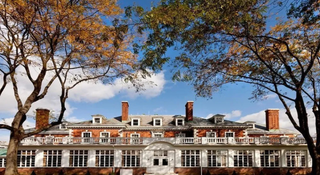 Eastover Estate and Eco Village, Buchen Sie Hotel Hotels in New England mit Parkplatz, Parkplätze