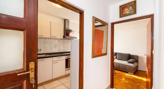 Nice Home in Rovanjska With 1 Bedrooms and Wifi, Забронировать Отель Отели Ясенице 3 звезды, 3*