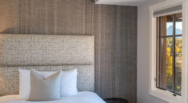Номер Standard с 2 комнатами с видом на окрестности Madeline Hotel & Residences, Auberge Collection