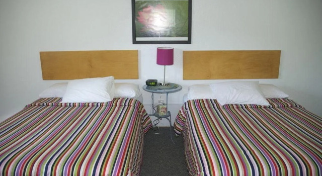The Easterner Motel, Забронировать Мотель Саутгемптон The Hamptons