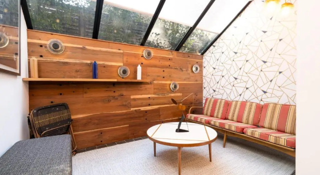Dove's Nest - Earth Home, Varaa Hotelli Hotellit Minnesota pysäköinnillä, Pysäköinti