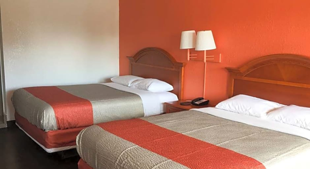 Четырёхместный номер Standard Motel 6-Montgomery, AL - Coliseum