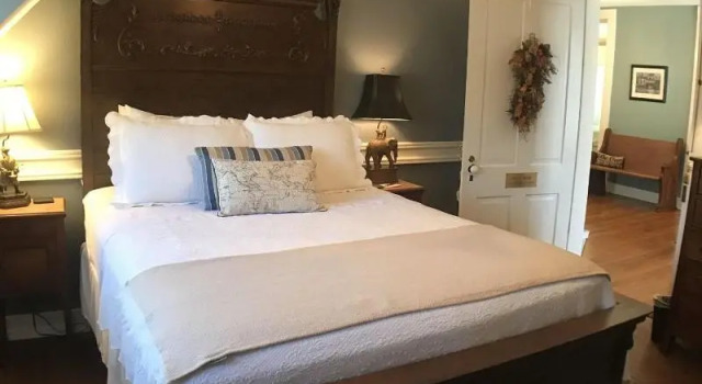 Kennedy Manor B&B, Book Bed and Breakfast 3-stjernede hoteller i Jefferson, 3*
